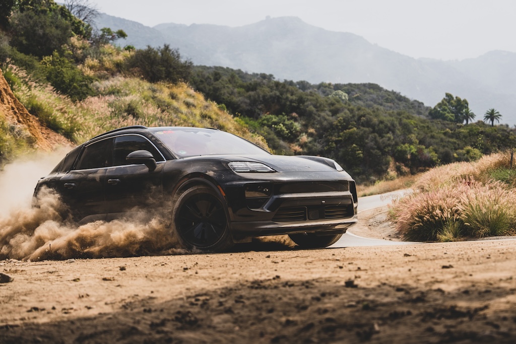 Testet i ekstreme omgivelser: Den elektriske Porsche Macan er på vej
(Foto: Porsche AG)